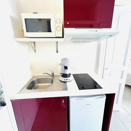 T2 Avec Piscine Chauffée - Vue Exceptionnelle Sur La - Parking&wifi - à 50m Ajaccio (Corsica)
