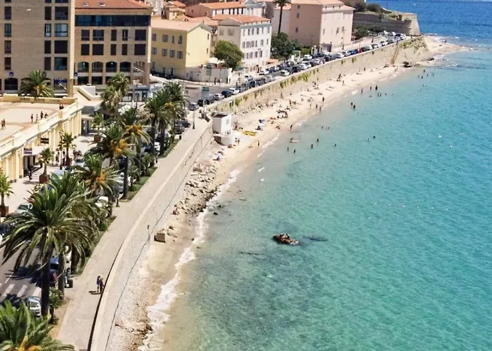 T2 Avec Piscine Chauffee - Vue Exceptionnelle Sur La - Parking & Wifi - A 50m Apartment Ajaccio (Corsica)